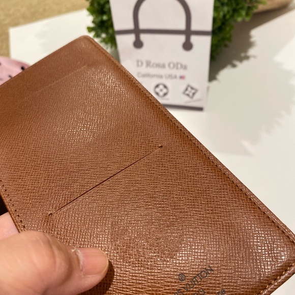 Authentic LV check book wallet - Picture 4 of 10